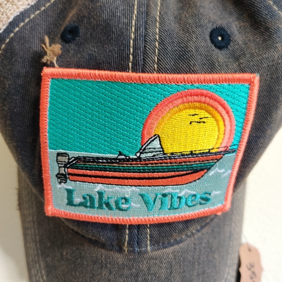 Judith March Lake Vibes Hat - Picture 9 of 12